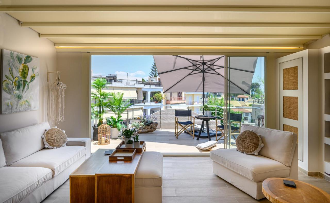 Fiorela'S Casa- A Stylish Loft Apartment In The Heart Of Preveza Exteriör bild